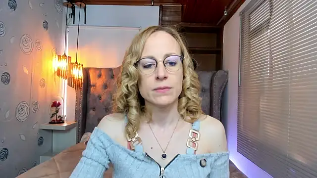 Snapshot of SammySanders chatting on 01.25.25 SammySanders online show from 01.25.25