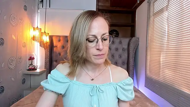 Snapshot of SammySanders chatting on 01.29.25 SammySanders online show from 01.29.25