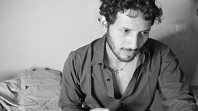 Snapshot of Nicholasrodrii chatting on 06.14.26 Nicholasrodrii online show from 06.14.26