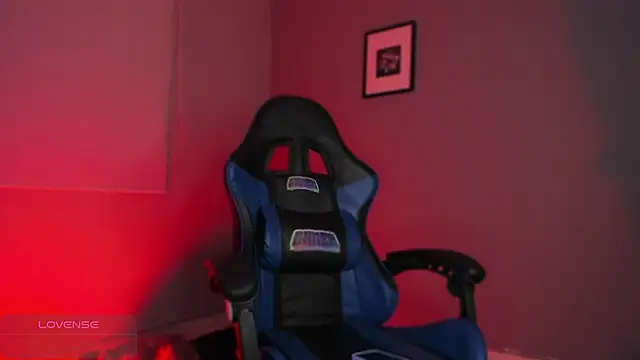 Snapshot of adamjackson_ chatting on 09.19.25 adamjackson online show from 09.19.25