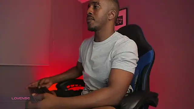 Snapshot of adamjackson_ chatting on 09.24.25 adamjackson online show from 09.24.25