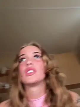 cydneyxox online show from 04.13.26