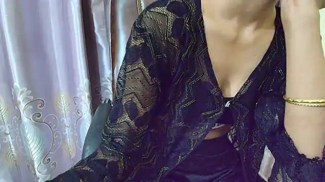 Snapshot of Srabontii chatting on 09.10.25 Srabontii online show from 09.10.25