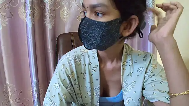 Snapshot of Srabontii chatting on 09.13.25 Srabontii online show from 09.13.25