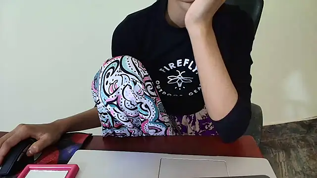 Srabontii online show from 04.13.26