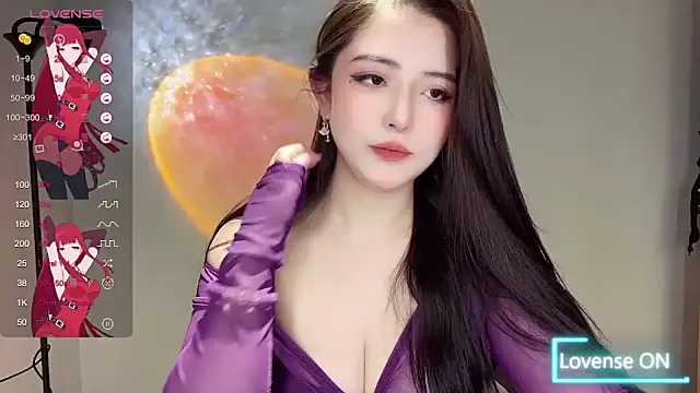 Snapshot of Alice-821 chatting on 01.15.25 Alice-821 online show from 01.15.25