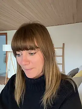 Snapshot of Milla__one chatting on 01.07.25 Milla  one online show from 01.07.25