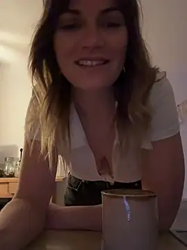 Snapshot of Milla__one chatting on 02.19.25 Milla  one online show from 02.19.25