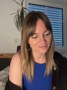 Snapshot of Milla__one chatting on 03.20.25 Milla  one online show from 03.20.25