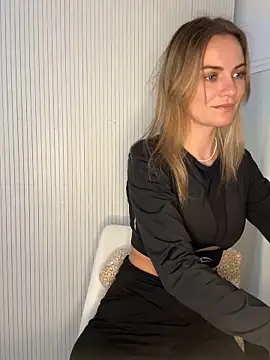 Milla  one online show from 12.05.25