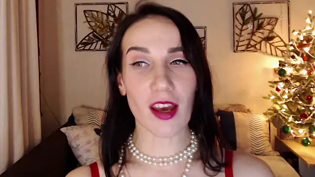 Snapshot of pepper_milf chatting on 12.25.24 pepper milf online show from 12.25.24