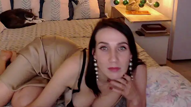 Snapshot of pepper_milf chatting on 01.14.25 pepper milf online show from 01.14.25