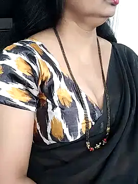 Snapshot of Deepthi_Mysore chatting on 01.10.25 Deepthi Mysore online show from 01.10.25