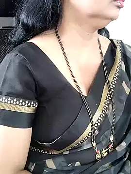 Snapshot of Deepthi_Mysore chatting on 01.12.25 Deepthi Mysore online show from 01.12.25