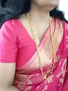 Snapshot of Deepthi_Mysore chatting on 01.15.25 Deepthi Mysore online show from 01.15.25