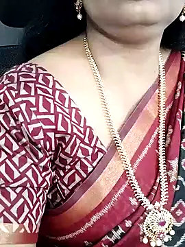 Snapshot of Deepthi_Mysore chatting on 01.19.25 Deepthi Mysore online show from 01.19.25
