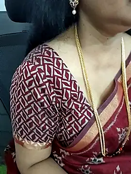 Snapshot of Deepthi_Mysore chatting on 03.11.25 Deepthi Mysore online show from 03.11.25
