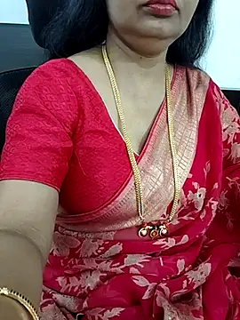 Snapshot of Deepthi_Mysore chatting on 03.12.25 Deepthi Mysore online show from 03.12.25
