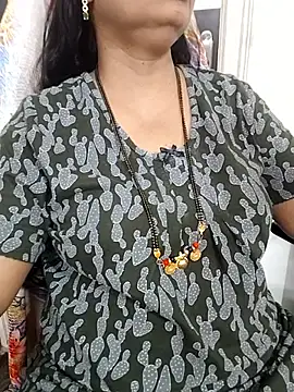 Snapshot of Deepthi_Mysore chatting on 09.09.25 Deepthi Mysore online show from 09.09.25