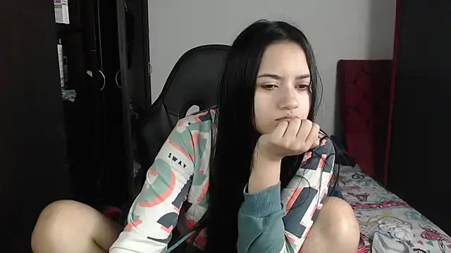 kayla k18 online show from 02.17.25