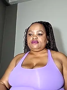 Snapshot of hugemelonsxxx chatting on 01.13.25 hugemelonsxxx online show from 01.13.25
