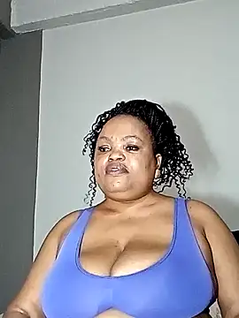 Snapshot of hugemelonsxxx chatting on 02.01.25 hugemelonsxxx online show from 02.01.25