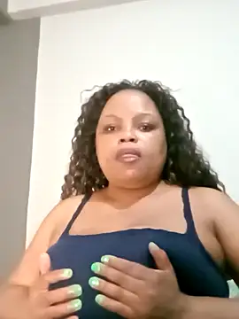 Snapshot of hugemelonsxxx chatting on 03.20.25 hugemelonsxxx online show from 03.20.25