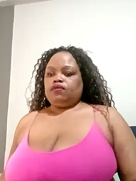 Snapshot of hugemelonsxxx chatting on 03.22.25 hugemelonsxxx online show from 03.22.25