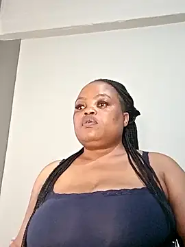 Snapshot of hugemelonsxxx chatting on 09.20.25 hugemelonsxxx online show from 09.20.25