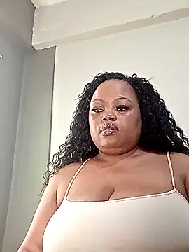 Snapshot of hugemelonsxxx chatting on 10.16.25 hugemelonsxxx online show from 10.16.25