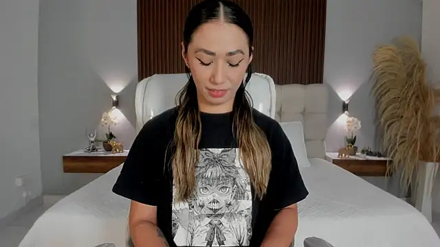 Emma23   online show from 04.01.26