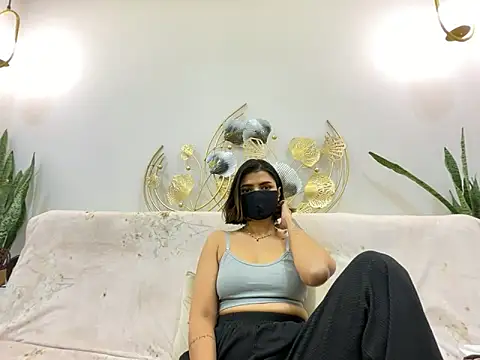 MaYaa  11 online show from 02.17.25