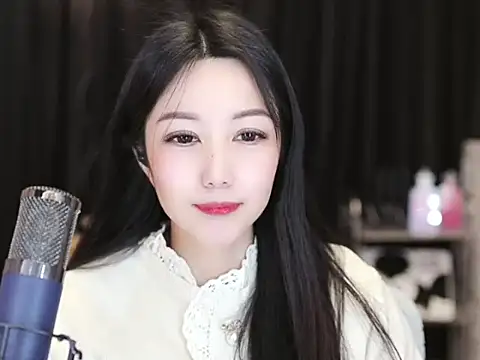 Nuyoah-77 online show from 02.03.25