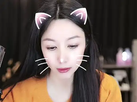 Nuyoah-77 online show from 02.25.25