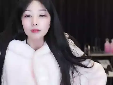 Nuyoah-77 online show from 01.12.26