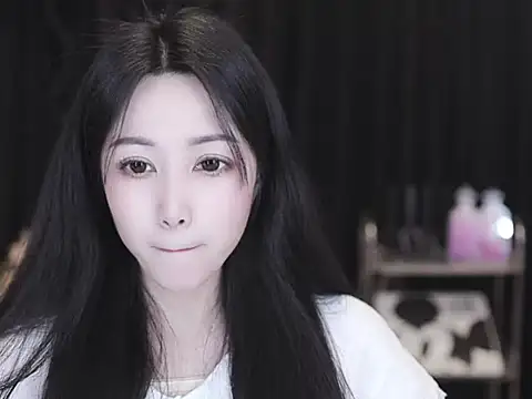 Nuyoah-77 online show from 02.21.26