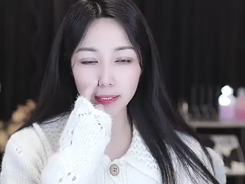 Nuyoah-77 online show from 03.20.26