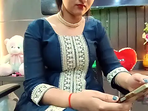 GoldnessAishu online show from 03.19.25