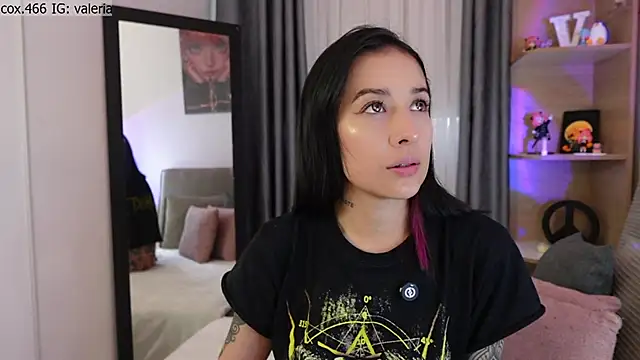ValeriaCox online show from 03.30.26