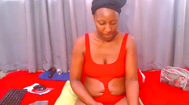 SexyCamilaxx online show from 02.14.25