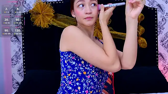 SaaraBrown online show from 12.22.25