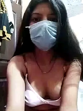 Snapshot of Hotty-Divya chatting on 12.19.24 Hotty-Divya online show from 12.19.24