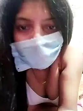 Snapshot of Hotty-Divya chatting on 12.23.24 Hotty-Divya online show from 12.23.24