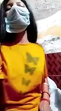 Snapshot of Hotty-Divya chatting on 12.29.24 Hotty-Divya online show from 12.29.24