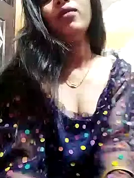 Snapshot of Hotty-Divya chatting on 01.07.25 Hotty-Divya online show from 01.07.25