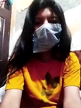 Snapshot of Hotty-Divya chatting on 01.08.25 Hotty-Divya online show from 01.08.25