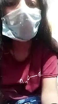 Snapshot of Hotty-Divya chatting on 01.10.25 Hotty-Divya online show from 01.10.25