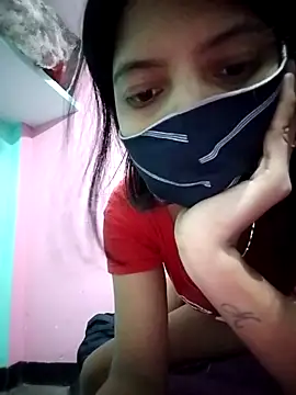 Snapshot of Hotty-Divya chatting on 09.24.25 Hotty-Divya online show from 09.24.25