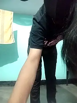 Snapshot of Hotty-Divya chatting on 04.09.26 Hotty-Divya online show from 04.09.26