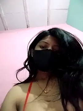 Snapshot of Hotty-Divya chatting on 05.10.26 Hotty-Divya online show from 05.10.26